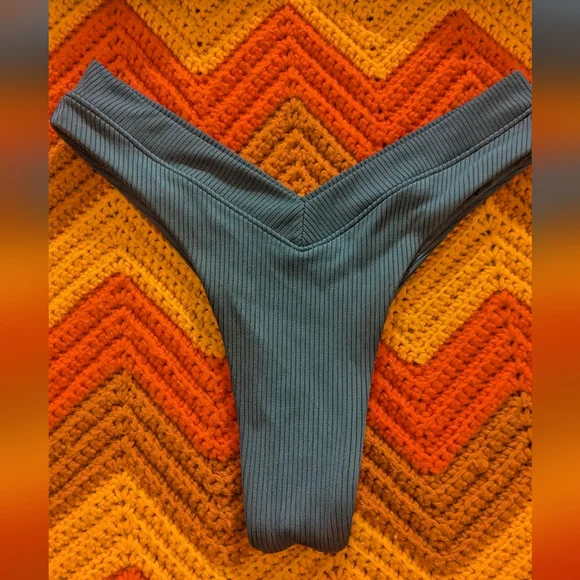 OneOne Bikini - Picture 7 of 12